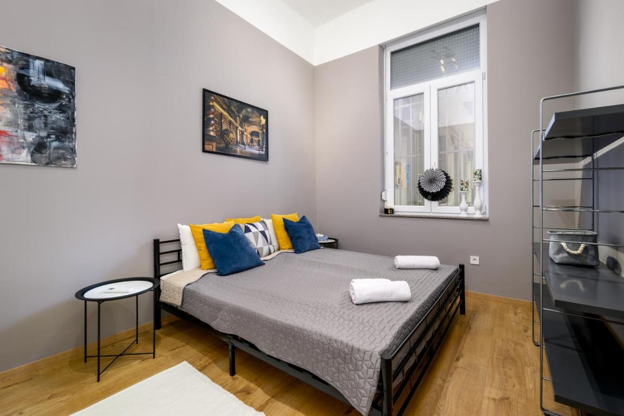 Ja18 Downtown Pearl - 2 Bedroom Apartment Budapest Extérieur photo