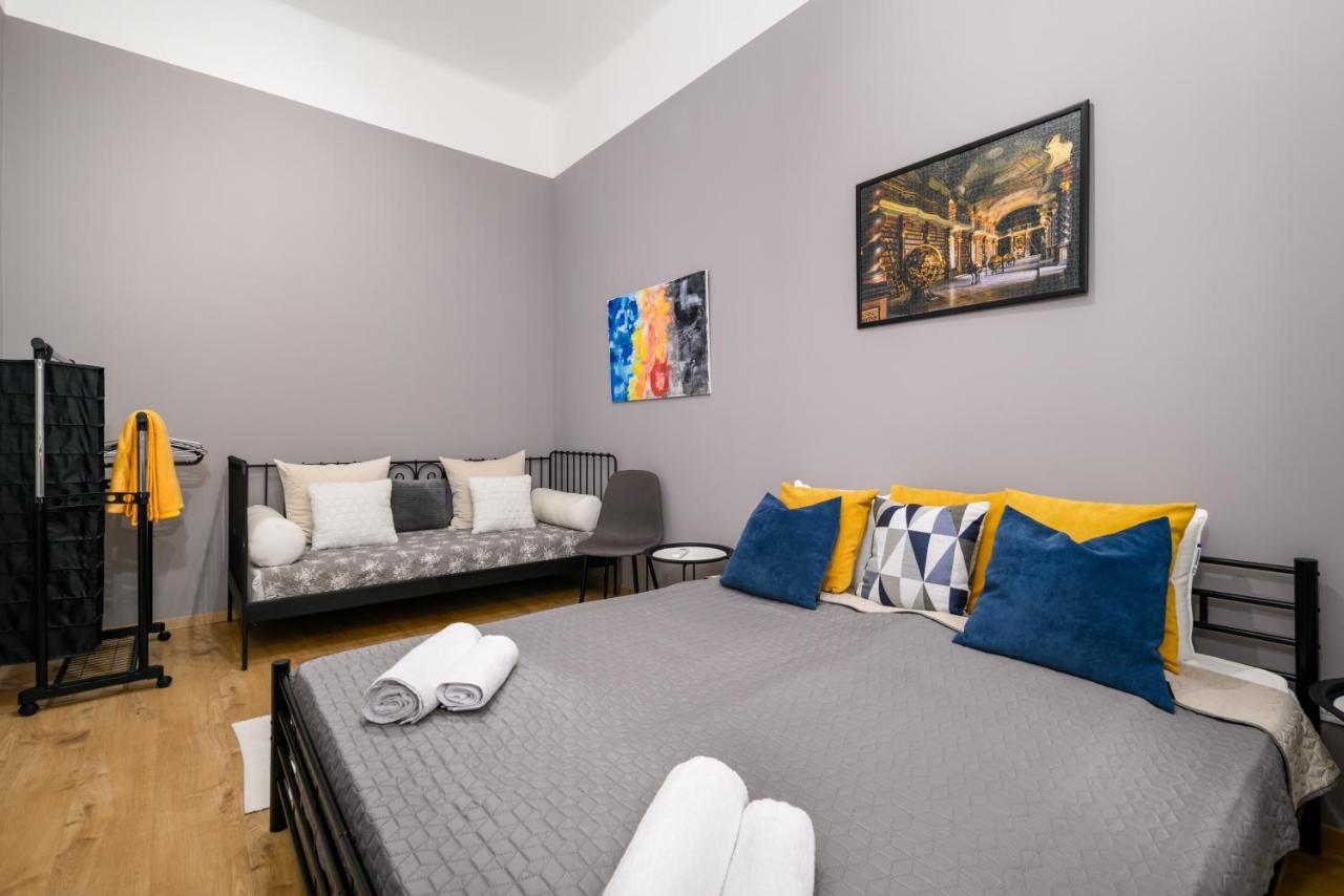 Ja18 Downtown Pearl - 2 Bedroom Apartment Budapest Extérieur photo